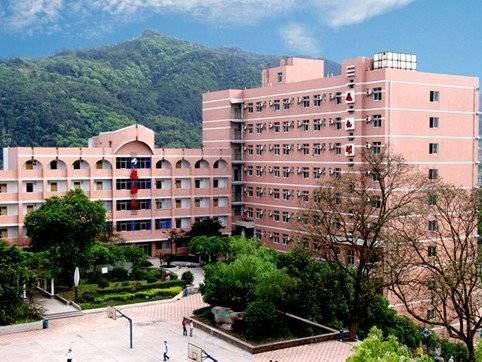 重庆市朝阳中学