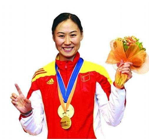李娜（中国前女子击剑运动员、吉林师范大学体育学院院长）