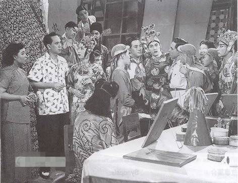 纸醉金迷(1951年俞亮执导的喜剧电影)