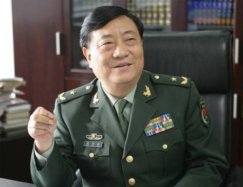 周国泰（原总后勤部军需物资油料部副部长）