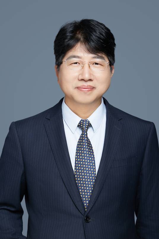 周友军（北京航空航天大学法学院副教授）