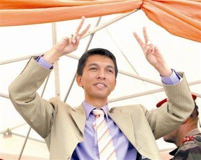 安德里·尼里纳·拉乔利纳