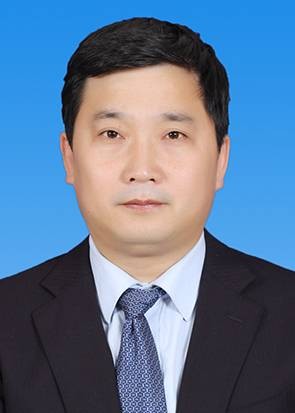 吕恩（贵州省仁怀市人大常委会党组成员、副主任）