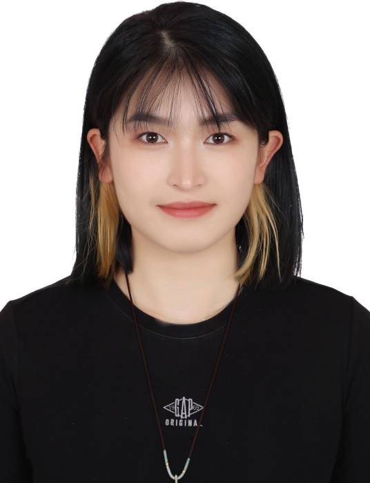 迪妮格尔·衣拉木江（2001年5月出生的中国越野滑雪运动员）