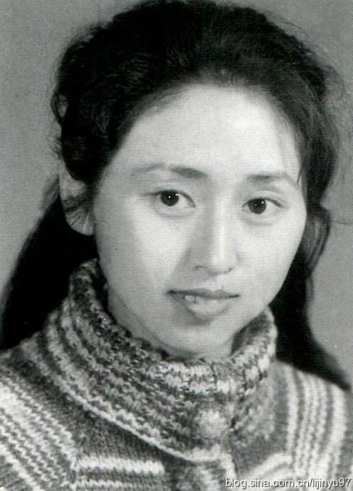 孟丽(长影配音演员、译制导演)