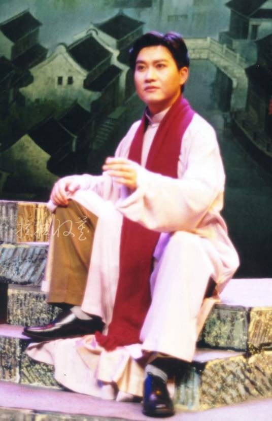 许杰(中国越剧陆派小生演员、一级演员、戏剧家协会会员)
