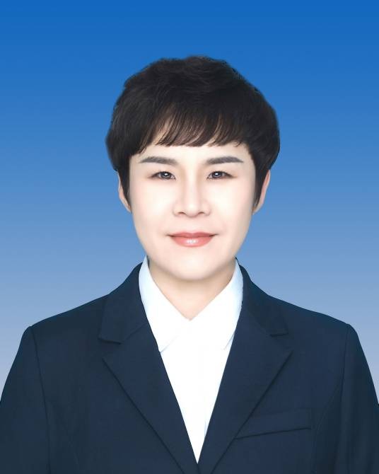 李娇娇（辽宁省葫芦岛市连山区委副书记，区人民政府党组书记、区长）