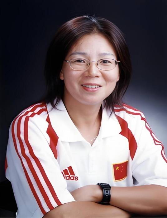 孙庆梅（中国女子足球运动员）