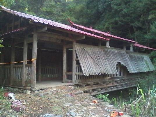 张地井村