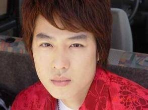 Chris(A-show主唱)