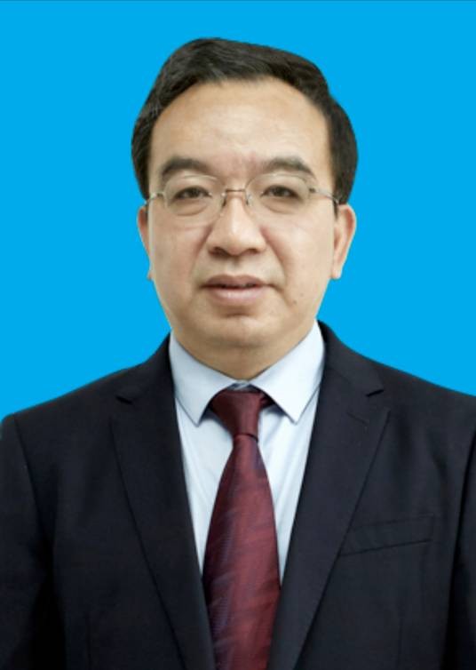 曹荣（第十四届全国政协委员、农工党中央常委、福建省科学技术协会副主席）