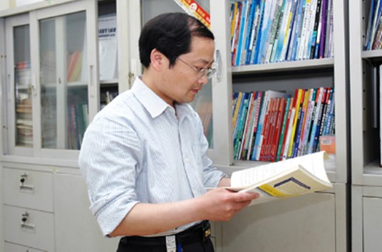 李鸿(中国宿州学院教授、科技处处长)