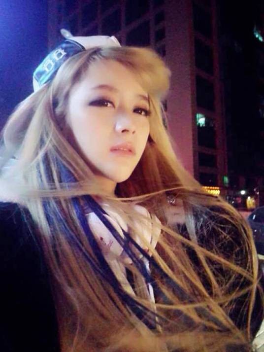李颖（中国内地流行乐女歌手、影视演员、YY主播）