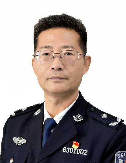 张海宁（青海省商务厅党组成员、驻厅纪检监察组组长）