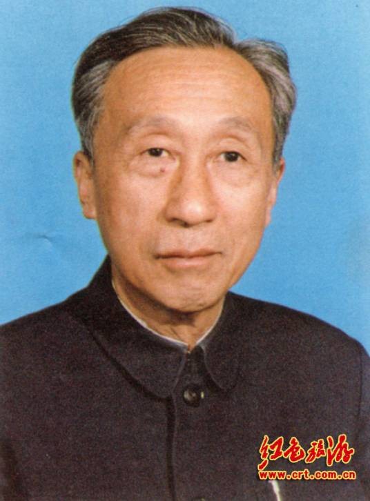 李成瑞（国家统计局原局长、李先念秘书）