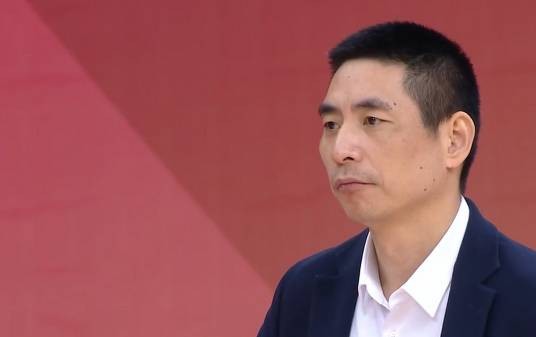 朱世龙（中国篮球运动员、教练员）
