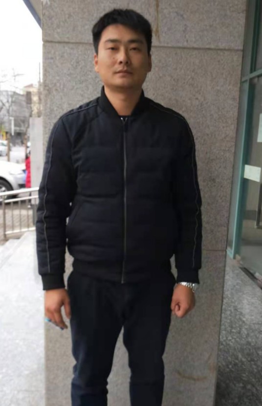 余向红（上海金山422大火中逆行搜救的遇难员工、烈士）