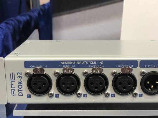 AES/EBU