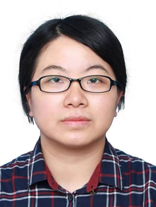 杨宁（2021年度全国三八红旗手标兵，广西柳州融水苗族自治县安陲乡江门村党总支书记、村委会主任）