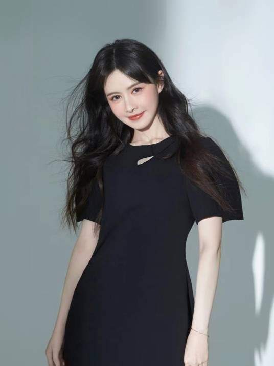 云千千(中国内地女演员、歌手)