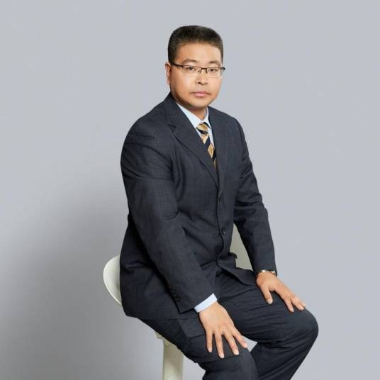 王洪成（律师）