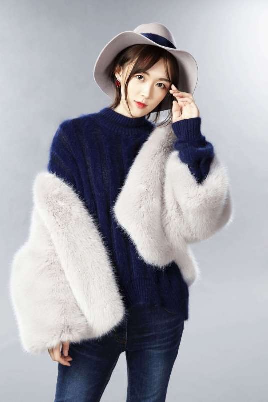 张雅涵（中国内地女演员、歌手、制片人）