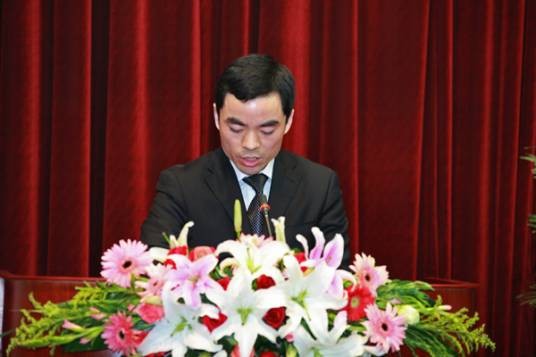吴铁军(海螺水泥副总经理、执行董事)