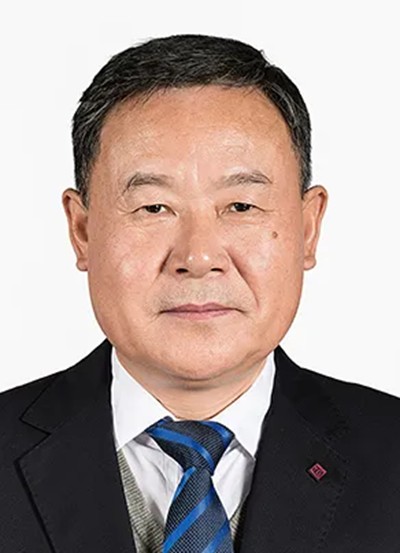 姜纯(安徽楚江科技新材料股份有限公司董事长、总裁)