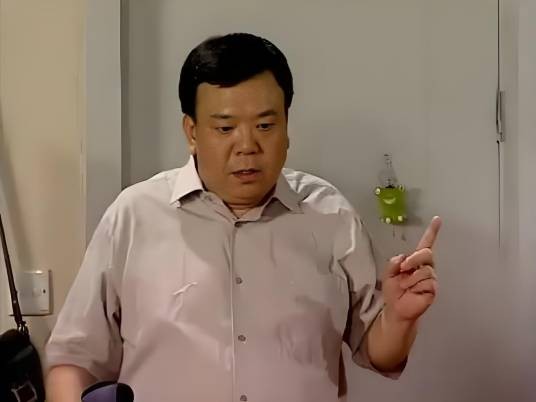 胡一统（电视剧《家有儿女》中的男配角，由马书良饰演）