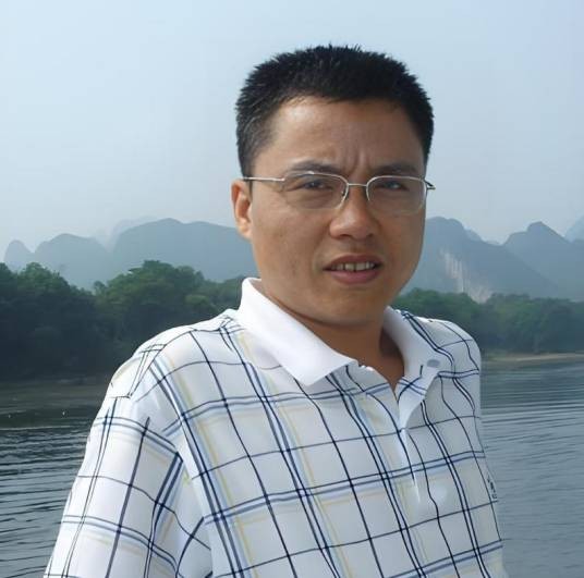 夏云峰（湘潭大学教授）
