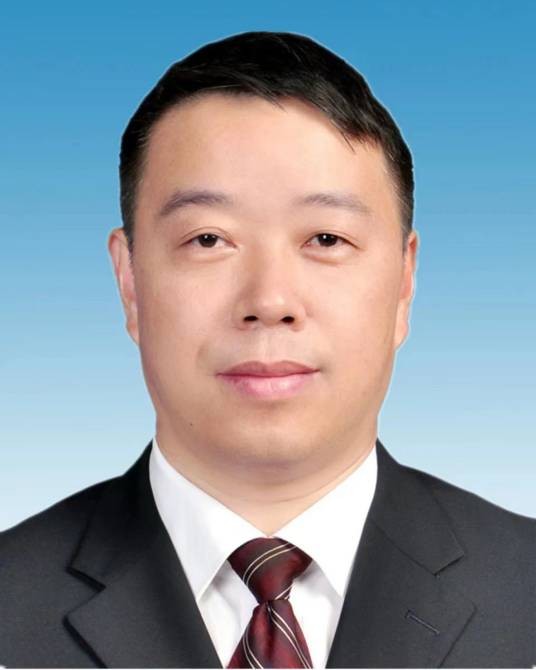 黄华（贵州省地质矿产局党委委员、副局长）