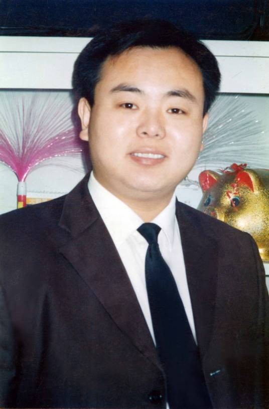 张一鸣(北京市书法家协会会员)