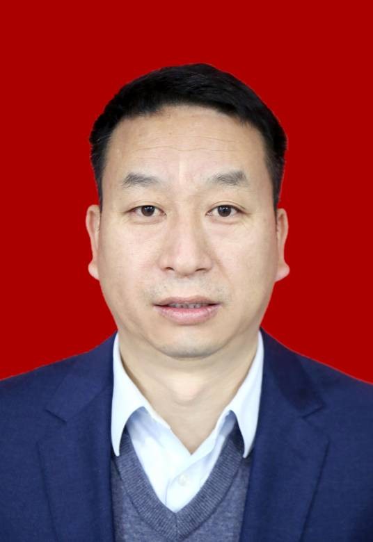 李玉刚（上海市崇明中学校长）