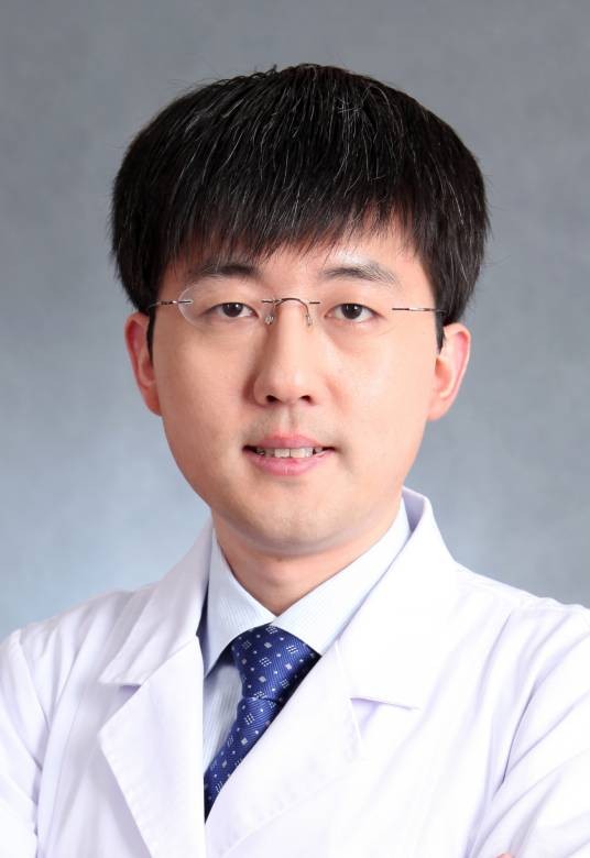 刘春军（中国医学科学院整形外科医院乳腺综合整形科主任）