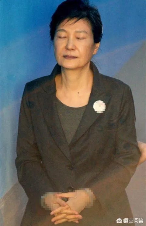朴槿惠一审将电视直播,那么她会出庭受审吗?