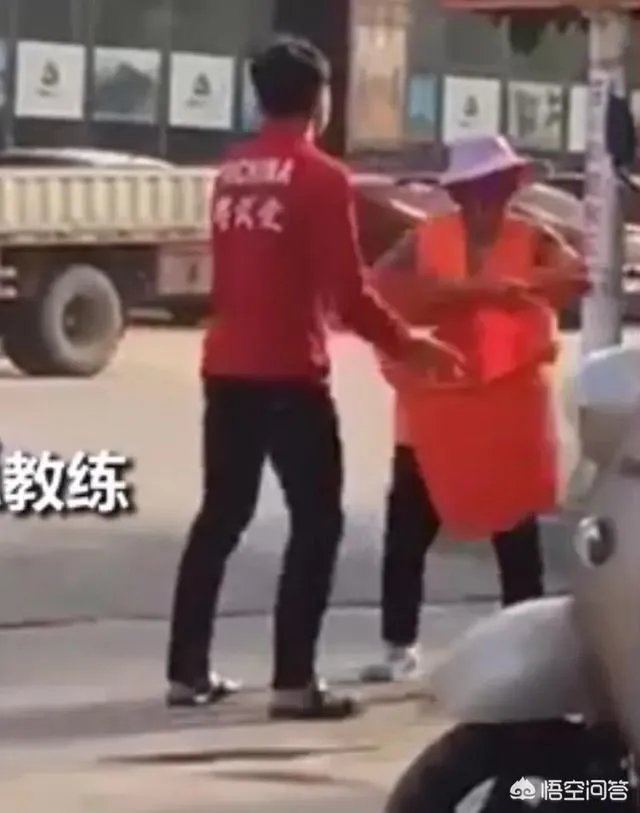 环卫工因劝阻男子不要乱扔垃圾遭暴打，你怎么看？