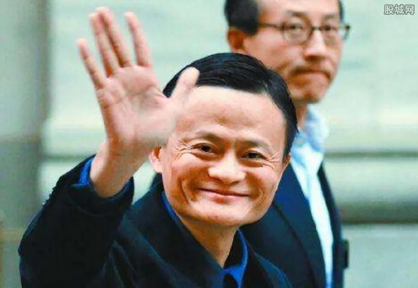 马云手势图片大全 马云挥手照片能扫到敬业福吗?