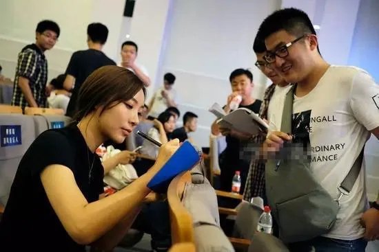 曾经的高考状元,如今都过得怎么样?