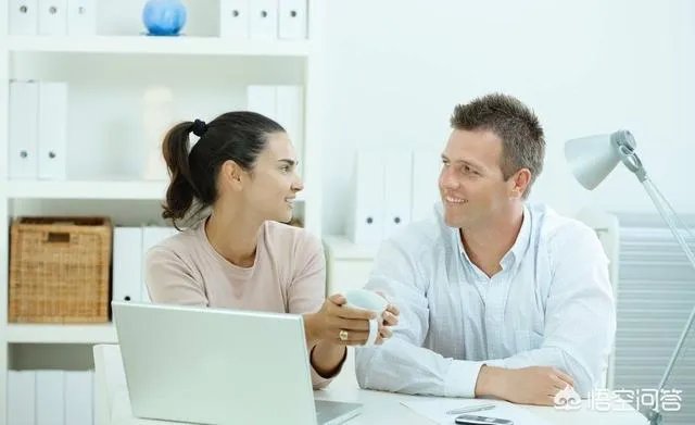 为什么夫妻两个不能在同一家公司上班?