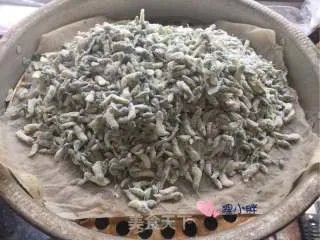 蒸槐花