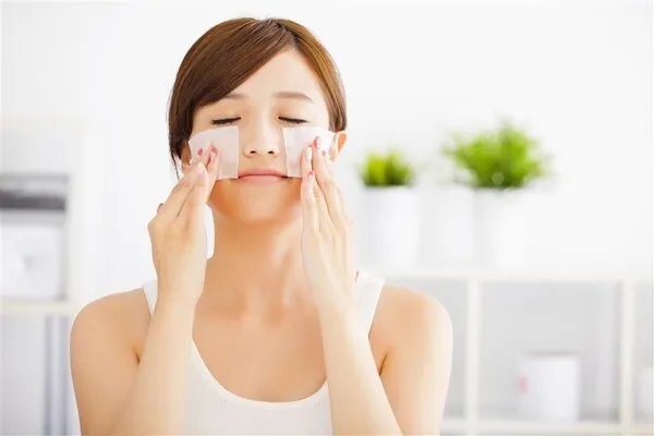 给皮肤补水的12个小妙招