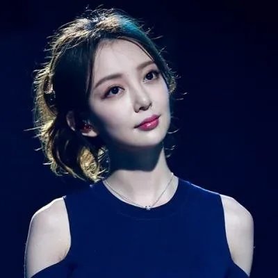 美女歌手汪小敏，身材、才华都不差，为什么不怎么红呢？