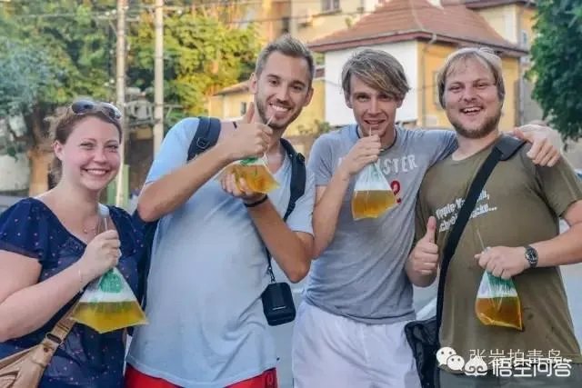 华润雪花、青岛啤酒集体宣布涨价,3块钱一瓶啤酒的时代再见了,你怎么看?