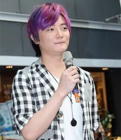 阿沁和飞为什么分手引关注 因为两人没有交集导致爱情未果