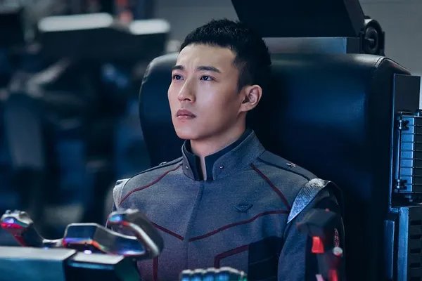 怎么评价《上海堡垒》这部电影?为什么豆瓣评分那么低?