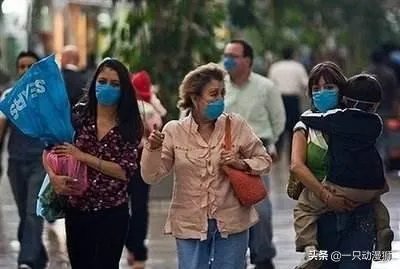 美国宣布进入紧急状态,当地华侨应该怎么团结自救?