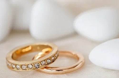 结婚三周年礼物送什么合适 结婚周年如何区分