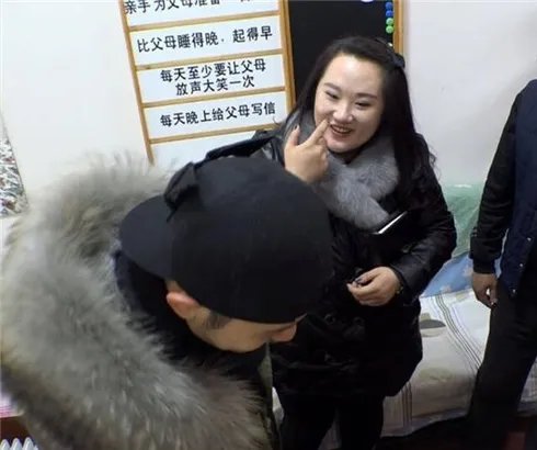 黄晓明初恋女友照片曝光 黄教主最想见的人究竟何方神圣