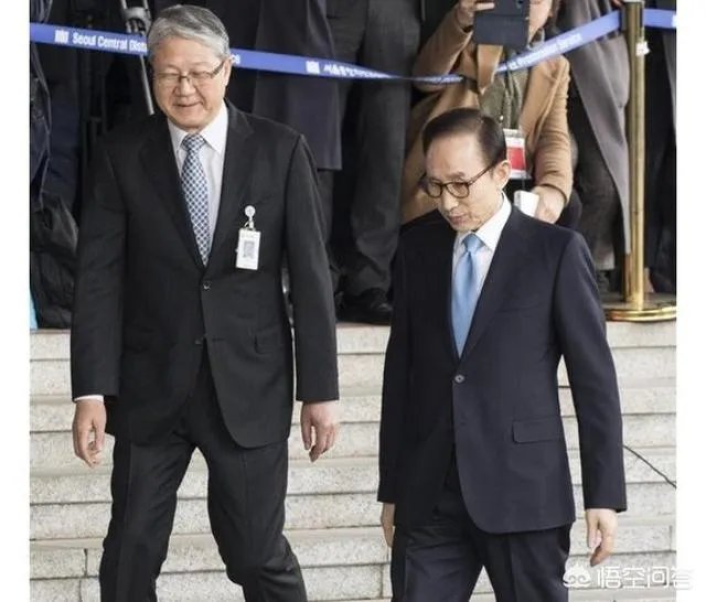 韩检方近日的举动,表达朴槿惠给李明博“腾地”的意思吗?
