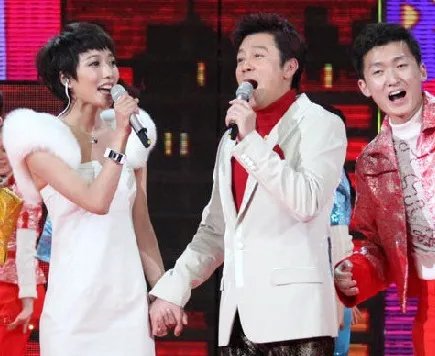 王珞丹常回家看看歌声太惊悚 开玩笑称：谁惹我就唱歌